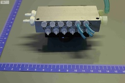 [213-159/501295] Humphrey MOC-6 Manifold, Micro Solenoid Valve, Lot of 2